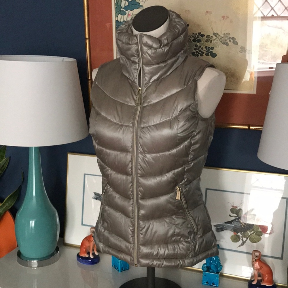 XS Calvin Klein Puffer Vest